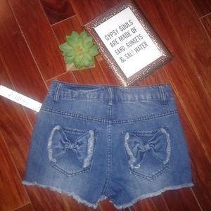 Love Fire | jean shorts with bows on pockets CUTE!